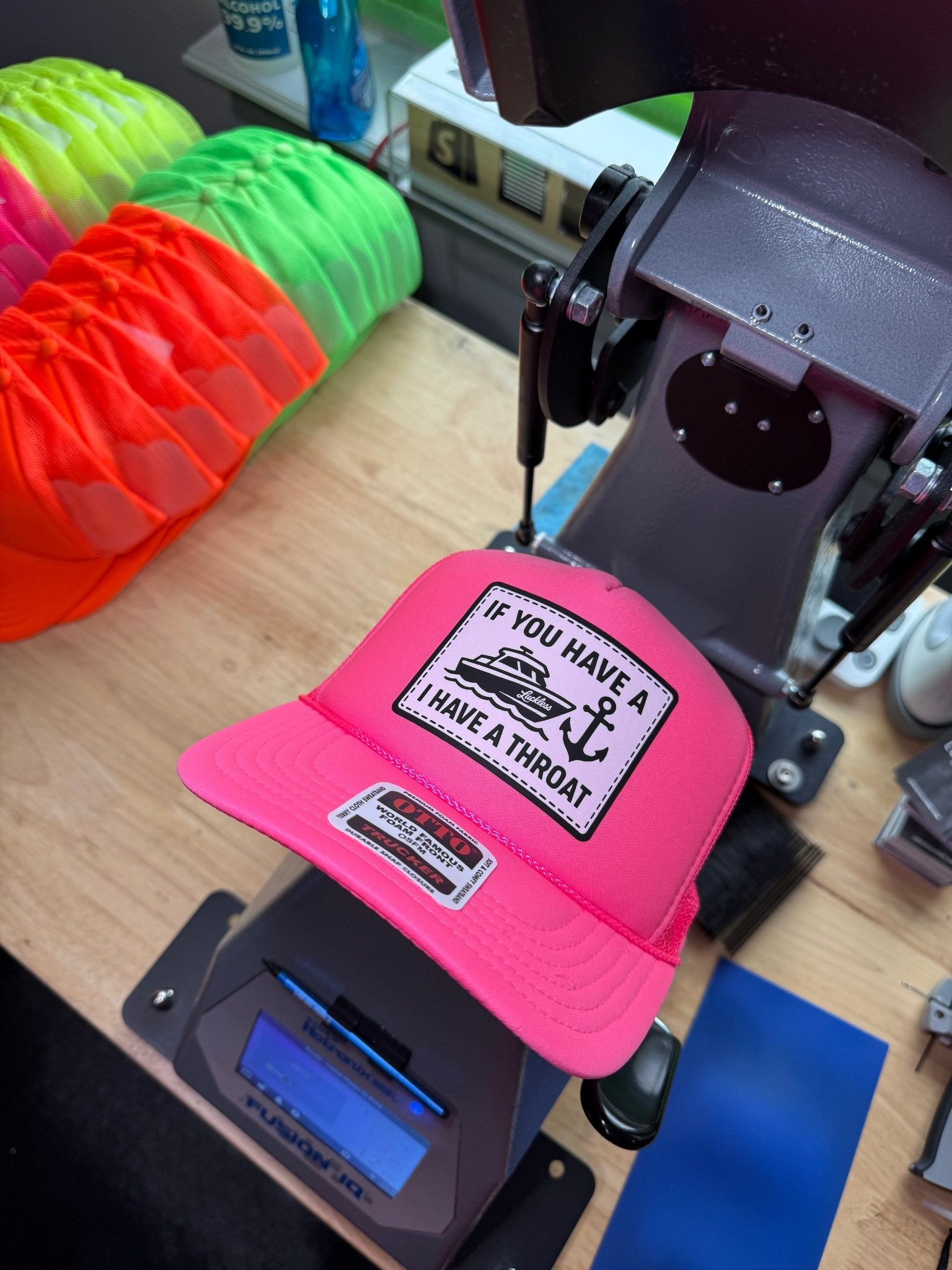 Truckerhats - brim&whisper