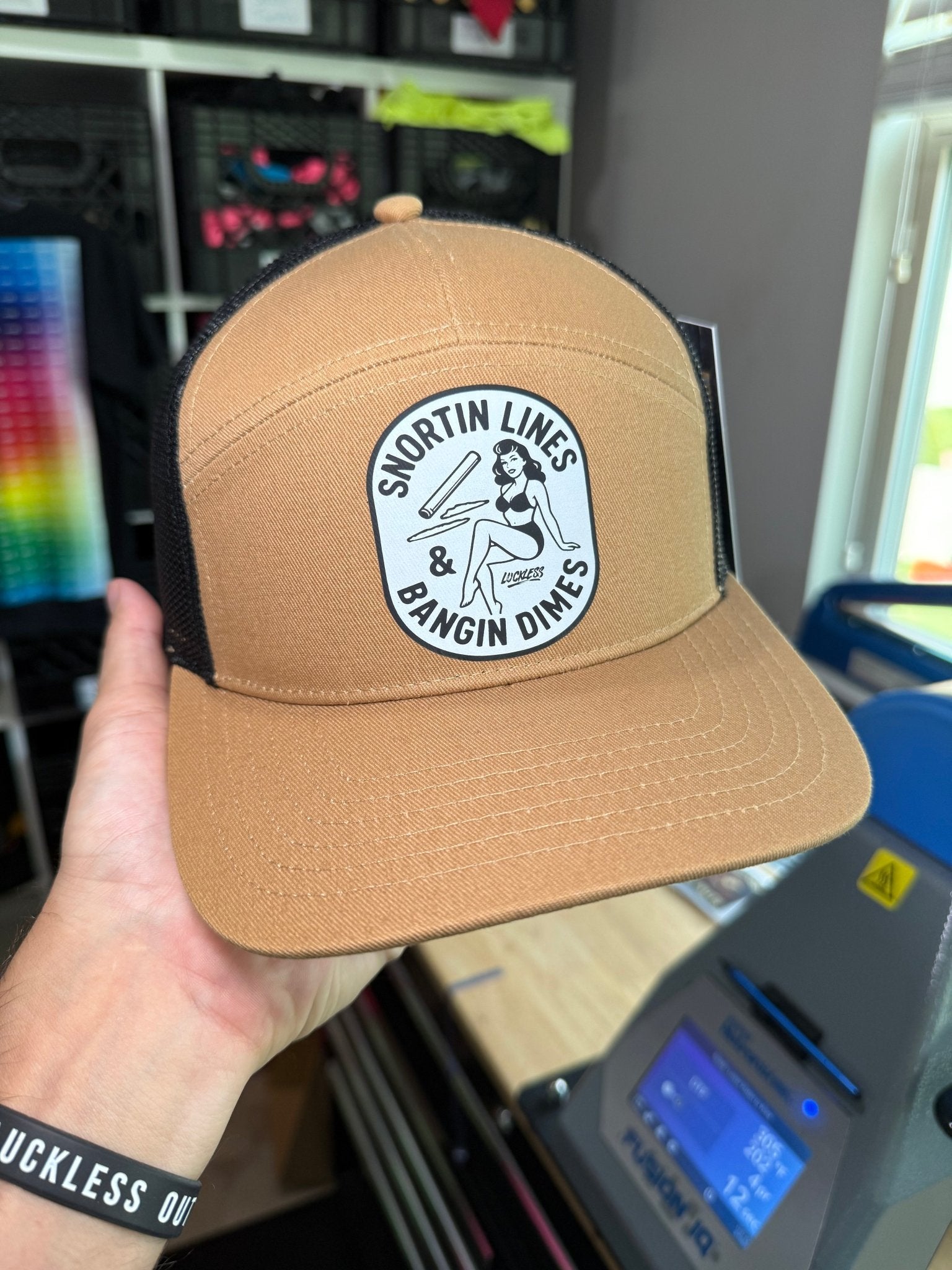 Truckerhats - brim&whisper